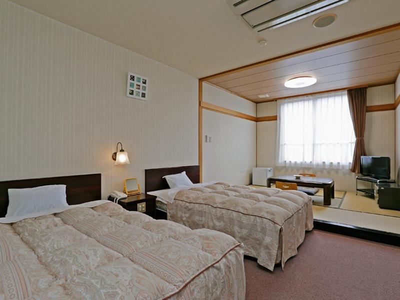 Ashinomaki Prince Hotel Айдзу-Вакамацу Номер фото